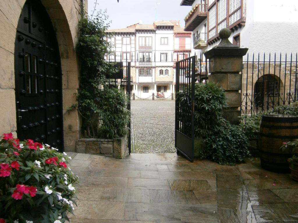 Hotel Palacete Hondarribia Exteriör bild